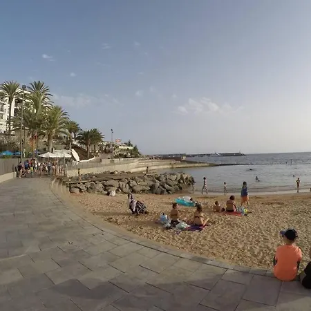 Apartment La Lajilla Located At Beachfront *