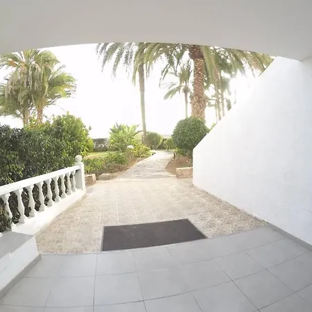 Apartment La Lajilla Located At Beachfront Arguineguin